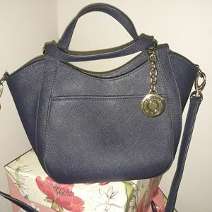 Tommy Hilfiger purse